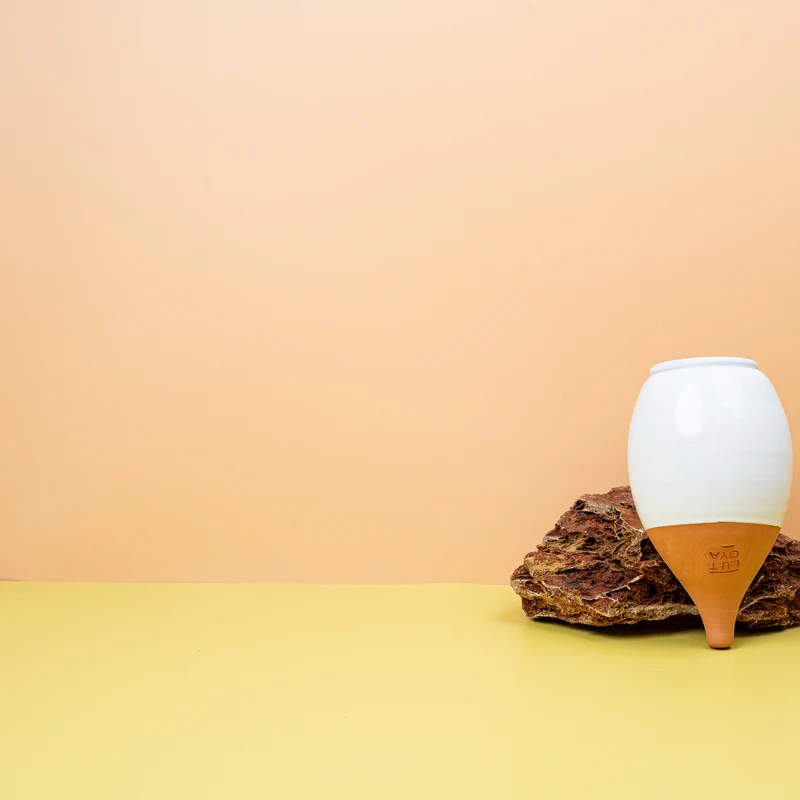 SELBSTBEWÄSSERUNG - LUTOYA OLLA WEISS