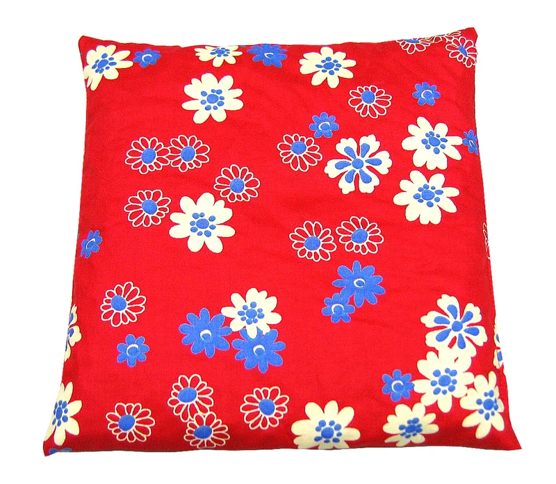 Zirbenkissen 11x11cm Stoff rot mit blau/beigen Blümchen