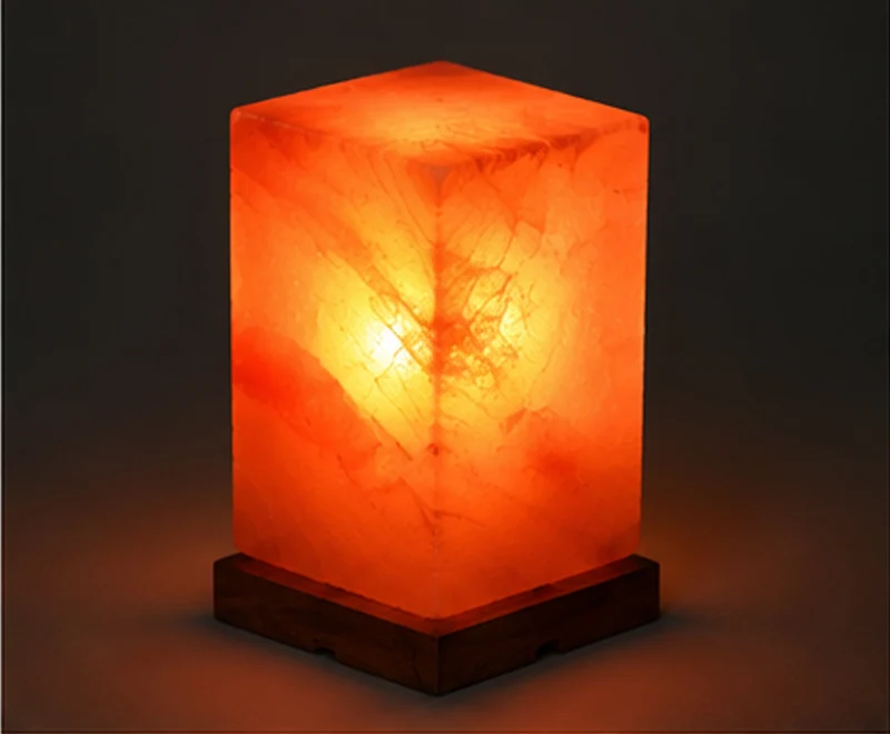 NaturGut Feng Shui Kristallsalz-Lampe 3–4 kg mit Elektrik & Holzsockel | Himalaya Salzlampe aus Pakistan | Handgefertigte Salzleuchte | Warmes Ambiente Licht für Wohn-, Schlaf- & Meditationsräume