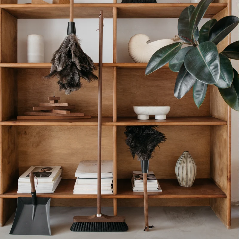 Soft fibres ashwood broom