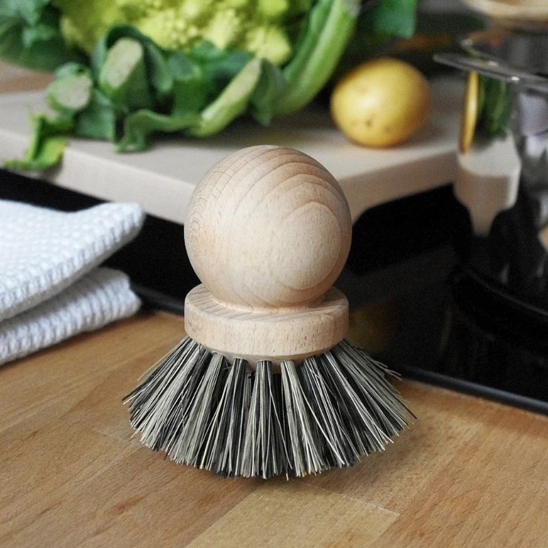 Pan brush