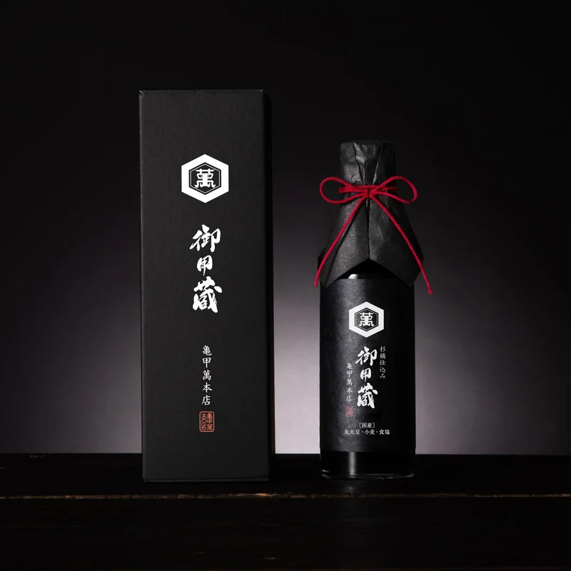 Kikkoman Goyogura Premium Brewed Soy Sauce Gift Box (1 Bottle)