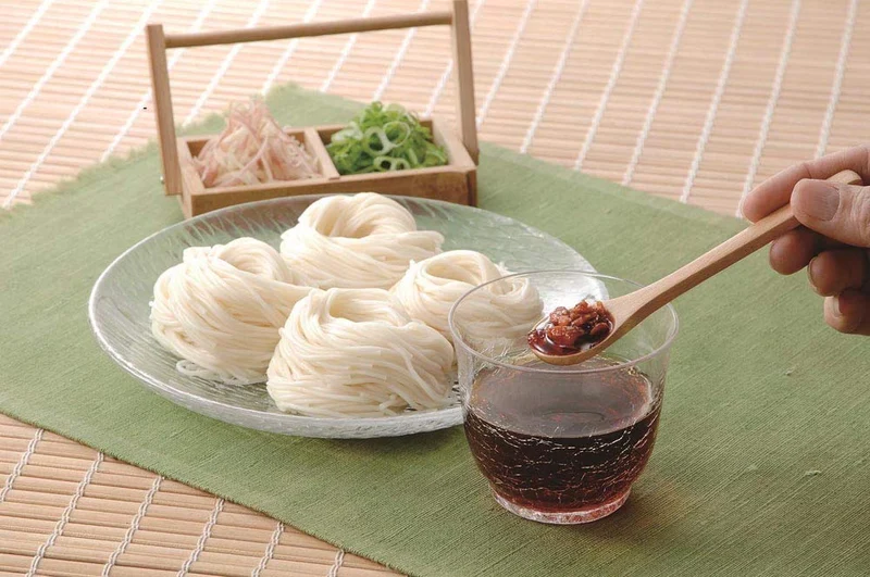 Momoya Spicy but not too spicy slightly spicy raayu 110g