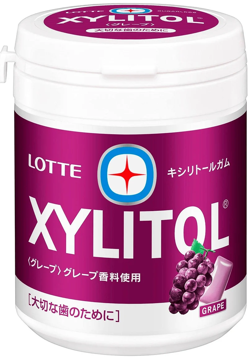 LOTTE XYLITOL GUM (GRAPE) Family Bottle 143g