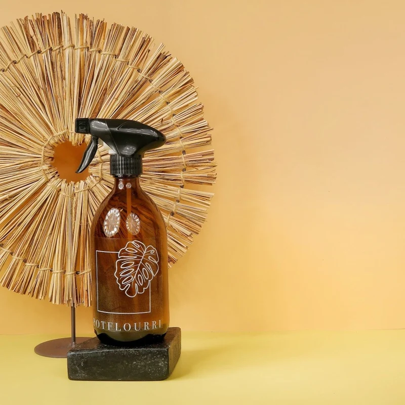 SPRÜHFLASCHE POTFLOURRI